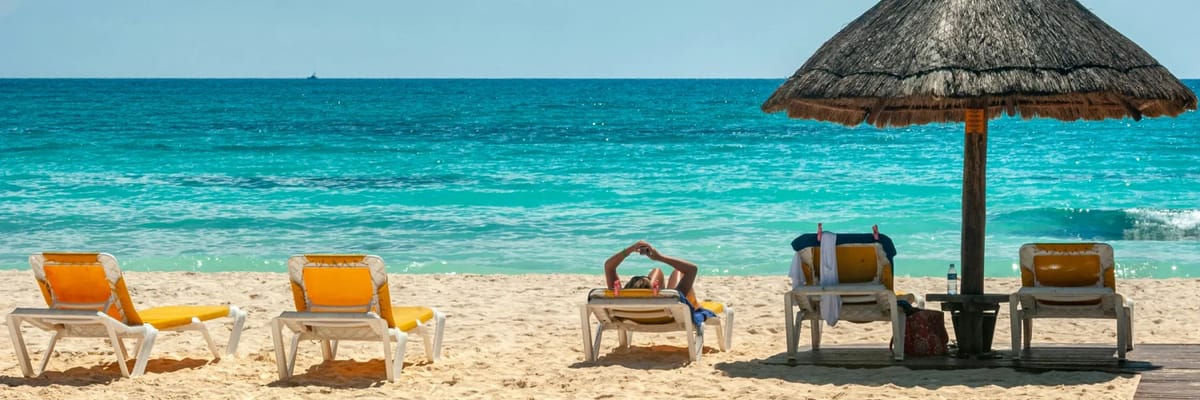 beach in cancun