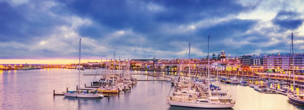 Fly fra København til Ponta Delgada