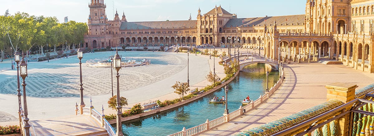 Fly fra København til Sevilla