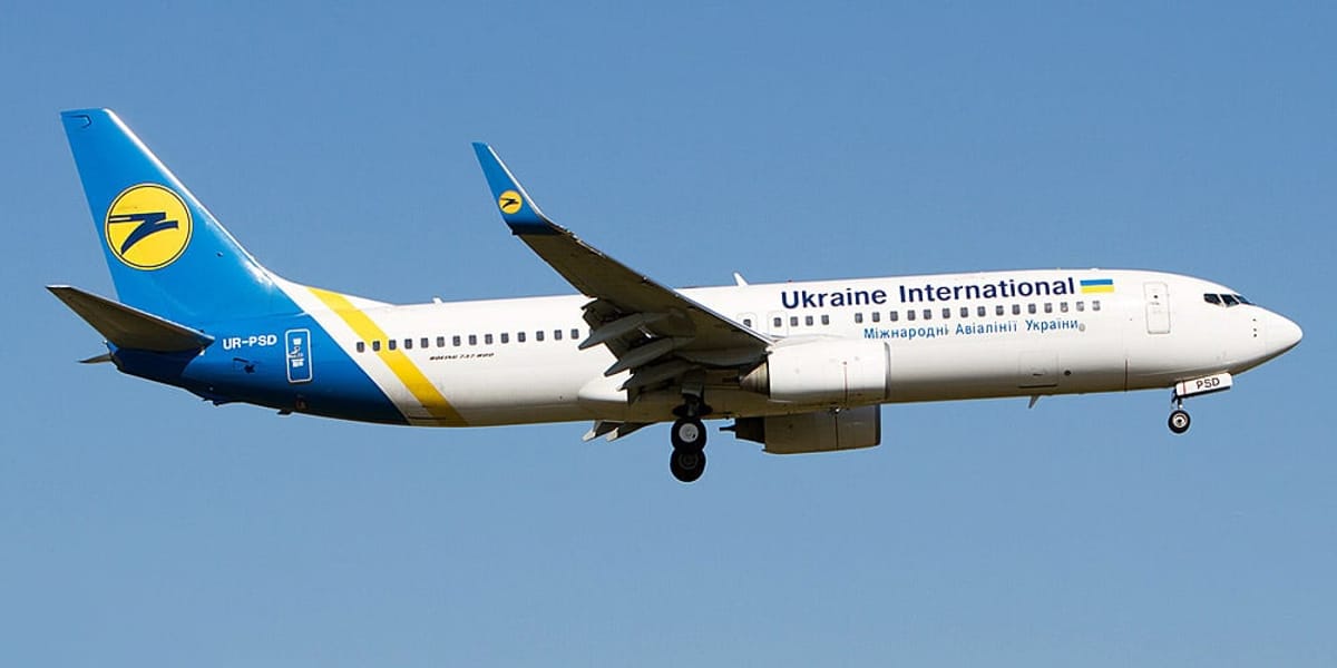 Search and book flight tickets with UIA