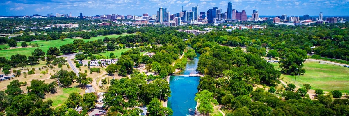 Vuelos de American Airlines desde Mobile a a Austin