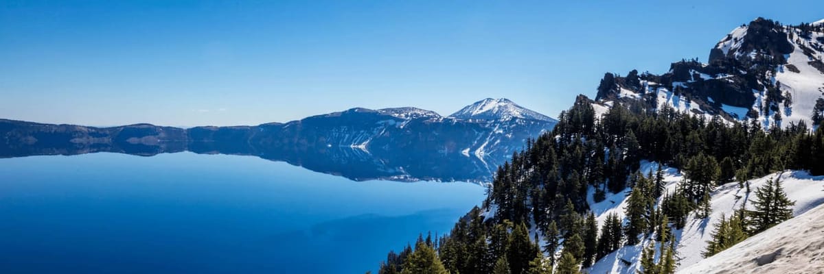 Flüge von Zürich nach Medford mit American Airlines