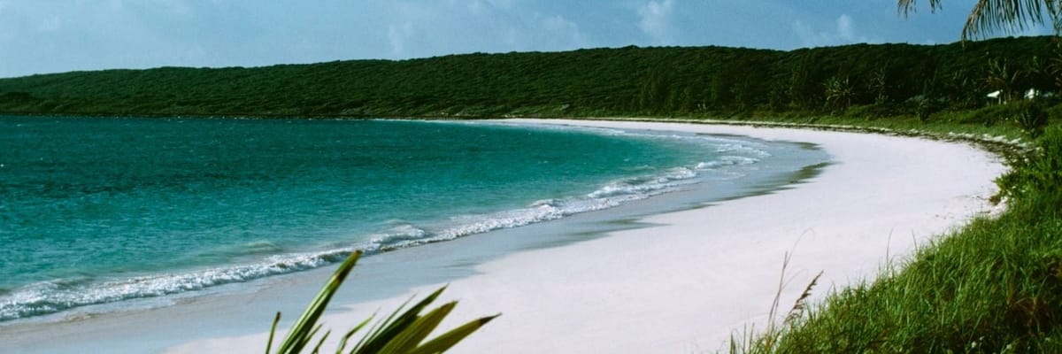 American Airlines flights to Governor’s Harbour from **Flights.FromLowestPrice***