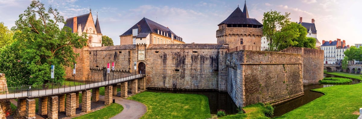 Book flights from Montréal (YUL) to Nantes (NTE) | Air Canada