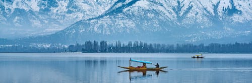 Flights from Dubai to Srinagar with Air India