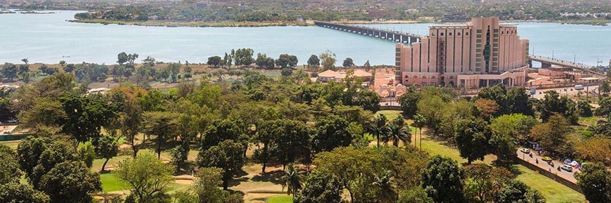 Boek & Vergelijk Vluchten naar Bamako (BKO)