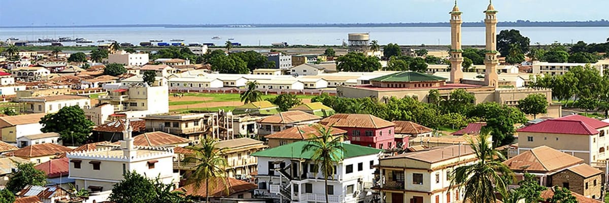 Réservez des vols pas chers Royal Air Maroc vers Banjul