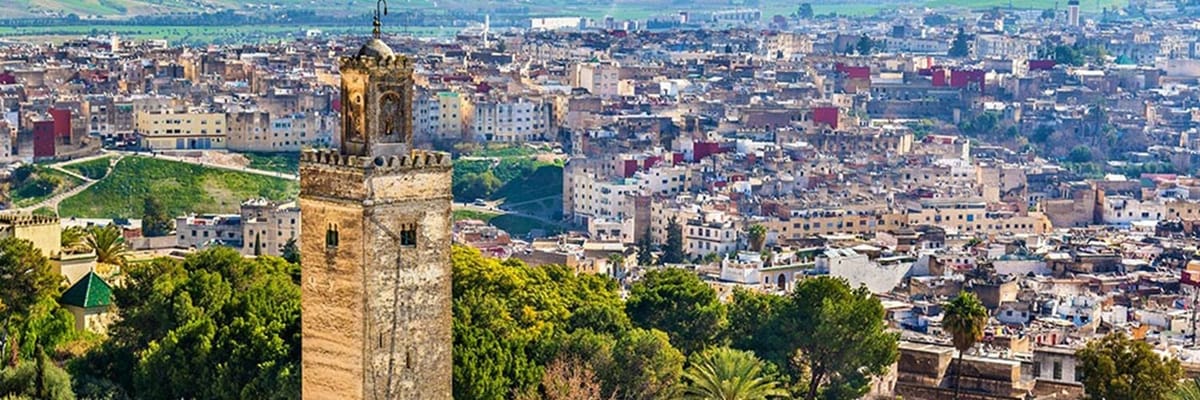 Ahorre en Vuelos desde Riad a Fez con Royal Air Maroc