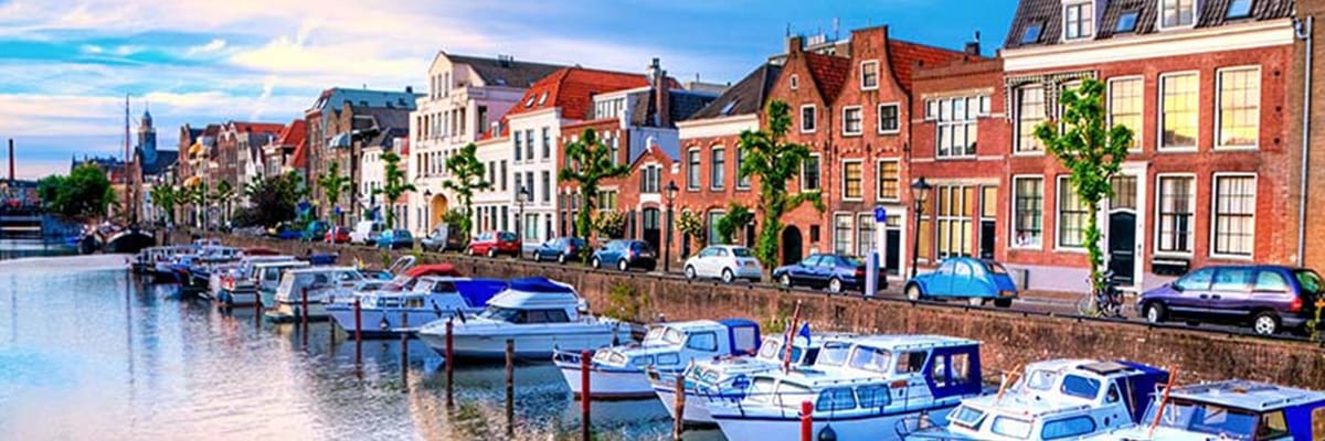 Book Cheap Flights to Rotterdam on Royal Air Maroc