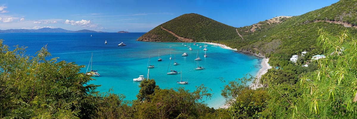 Réservez des vols de Kingston à Tortola avec Caribbean Airlines