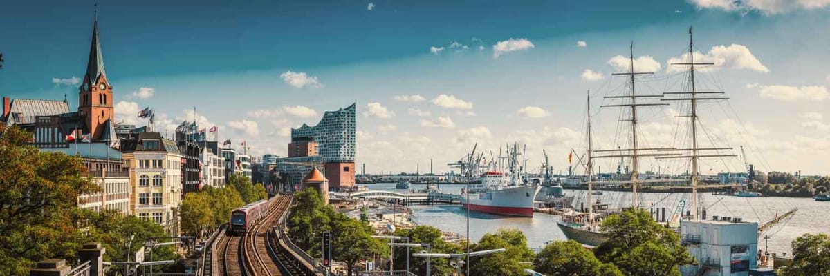 Flights from Valencia to Hamburg