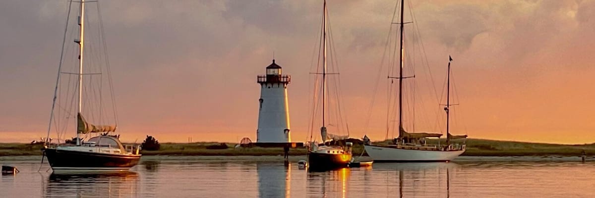 Flights to Marthas Vineyard {price_modifier}starting at **Flights.FromLowestPrice**