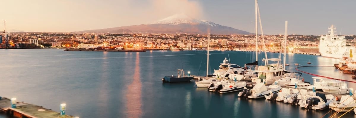 Flights to Catania {price_modifier}starting at **Flights.FromLowestPrice**