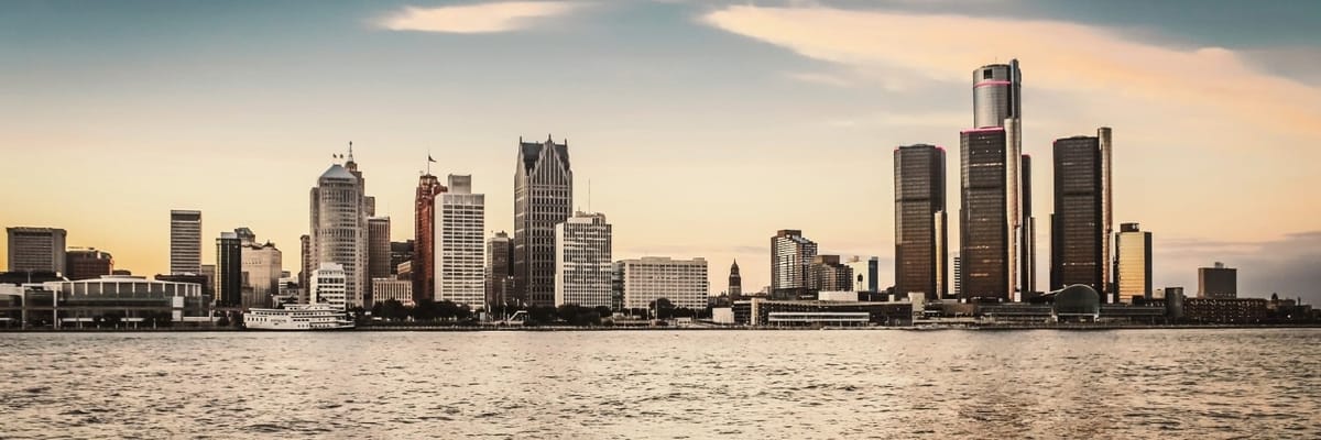 Flights from Malaga to Detroit
