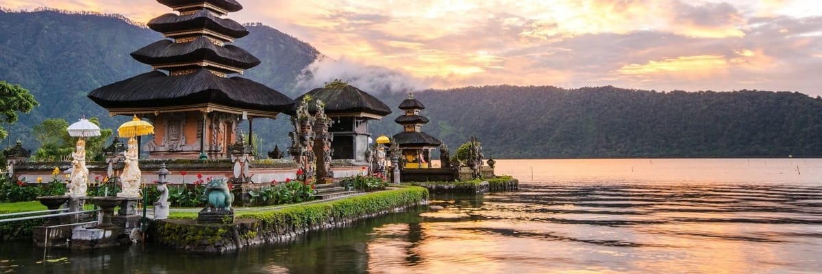 Flights from Stuttgart to Bali (Denpasar)