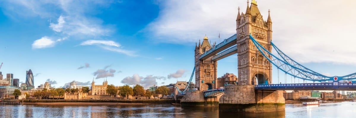 Flights to London {price_modifier}starting at **Flights.FromLowestPrice**