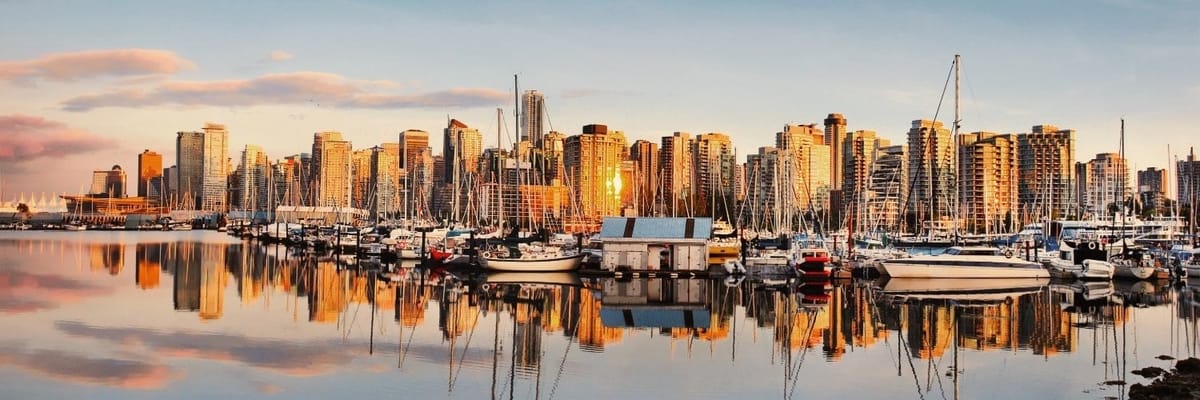 Flights from Valencia to Vancouver