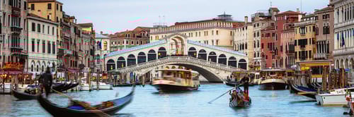 The Rialto Bridge spanning the Grand Canal in Venice, Italy.