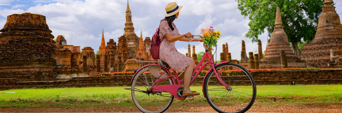 Find & book flights from Czech Republic to Thailand