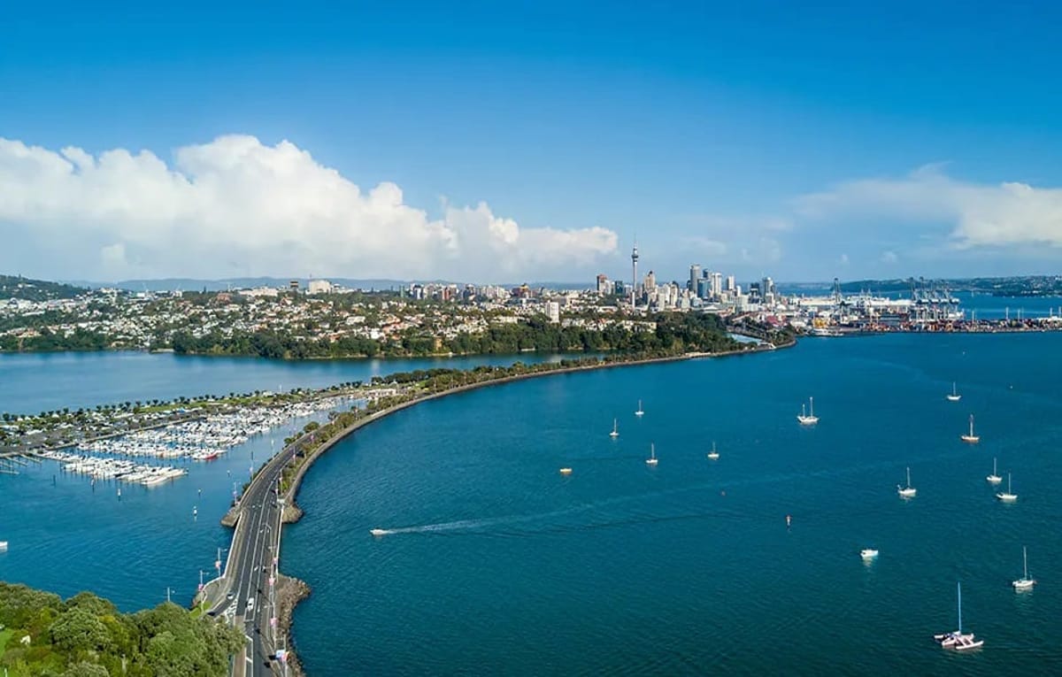 Recherchez de bonnes affaires sur les vols entre Arabie Saoudite et Auckland (AKL)