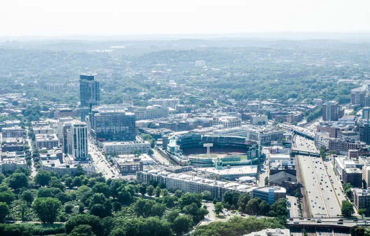 Recherchez de bonnes affaires sur les vols entre Arabie Saoudite et Boston (BOS)