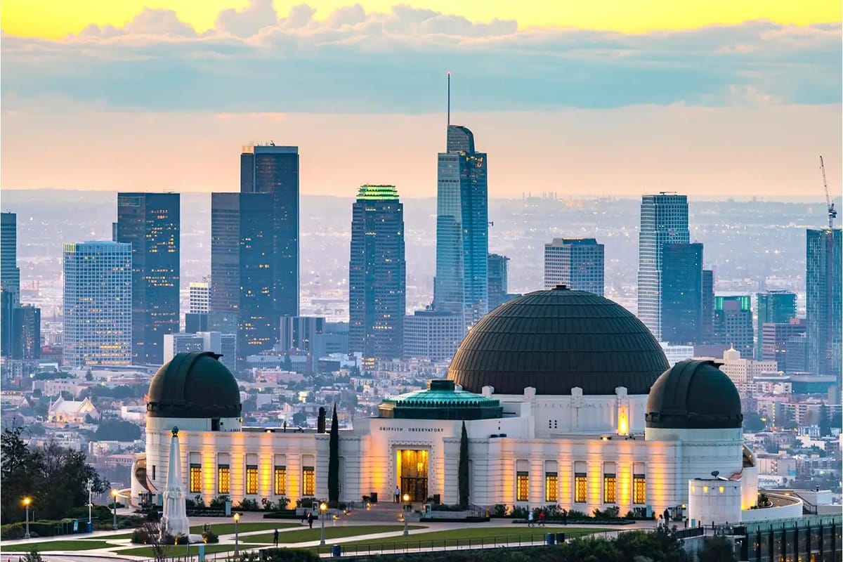 Recherchez de bonnes affaires sur les vols entre Biélorussie et Los Angeles (LAX)