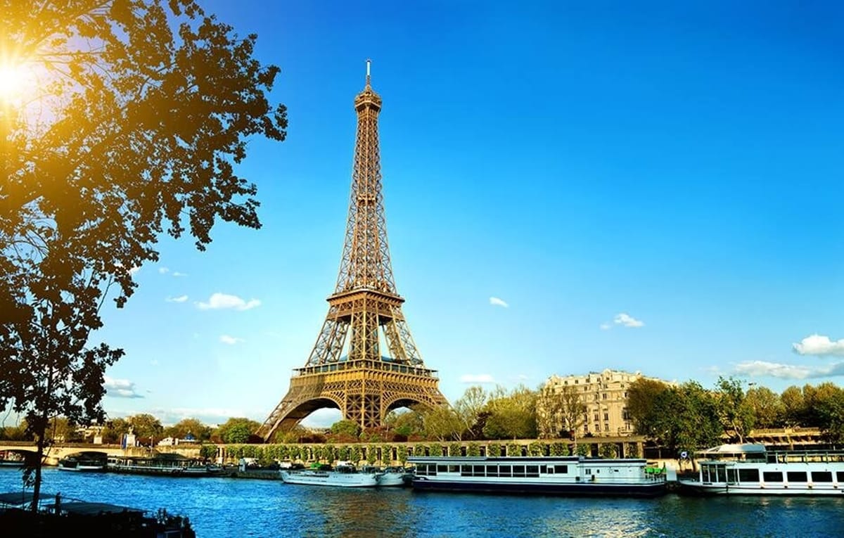 Flights from Hyderabad to Paris