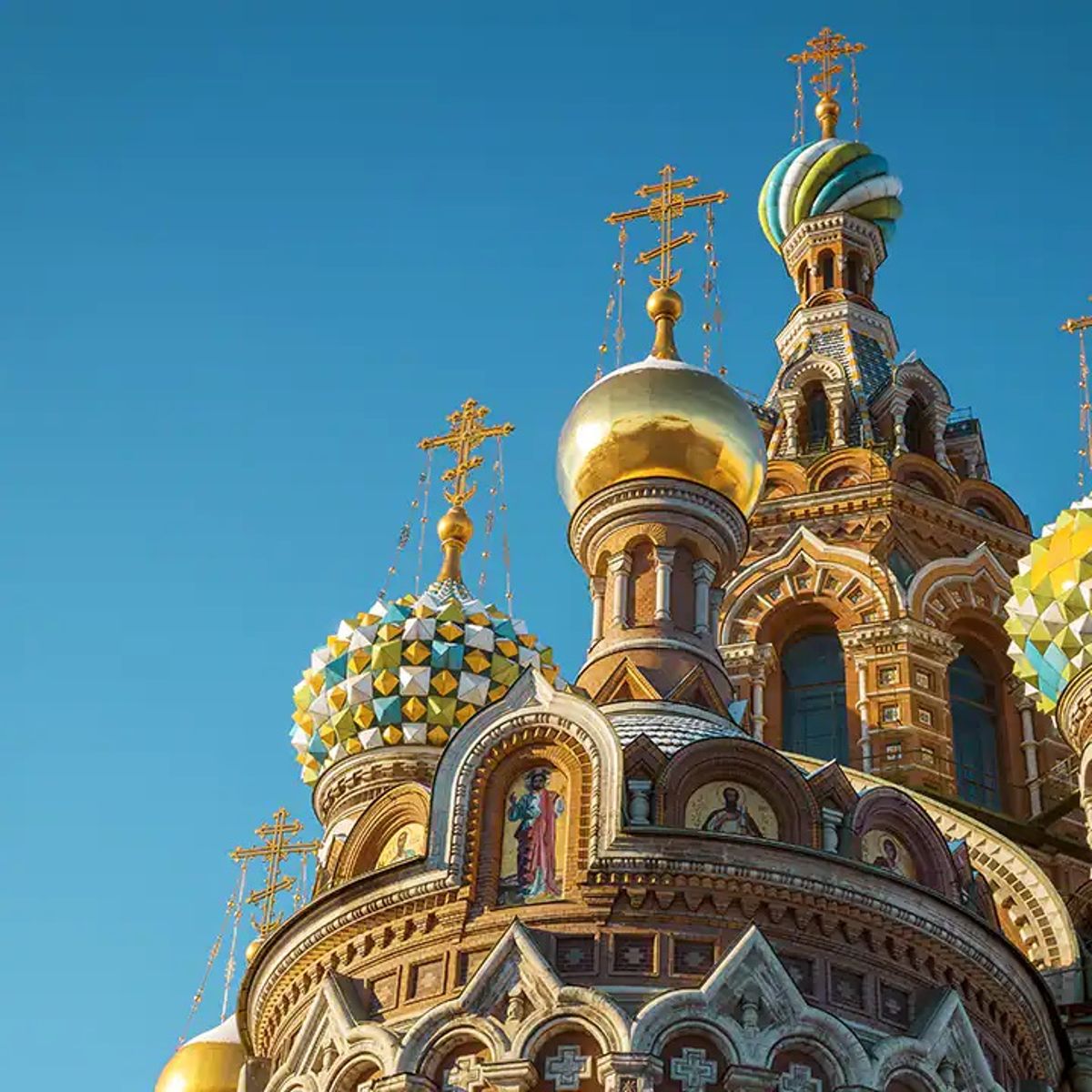 Delhi - Saint Petersburg uçuşlarında en iyi fiyatları bulun