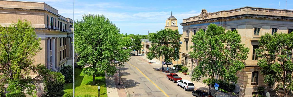 Cheap flights to Grand Forks, ND (GFK) with Allegiant Airlines