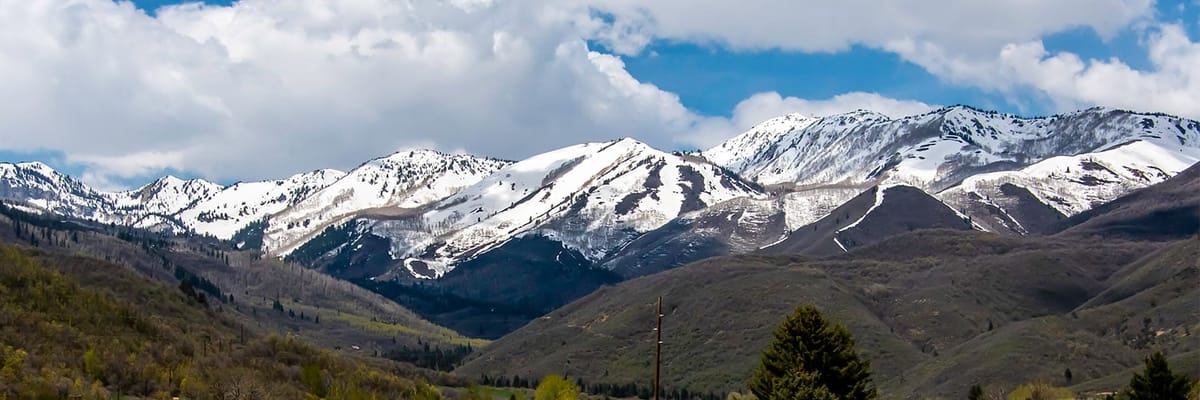 Cheap flights to Provo, UT (PVU) with Allegiant Airlines