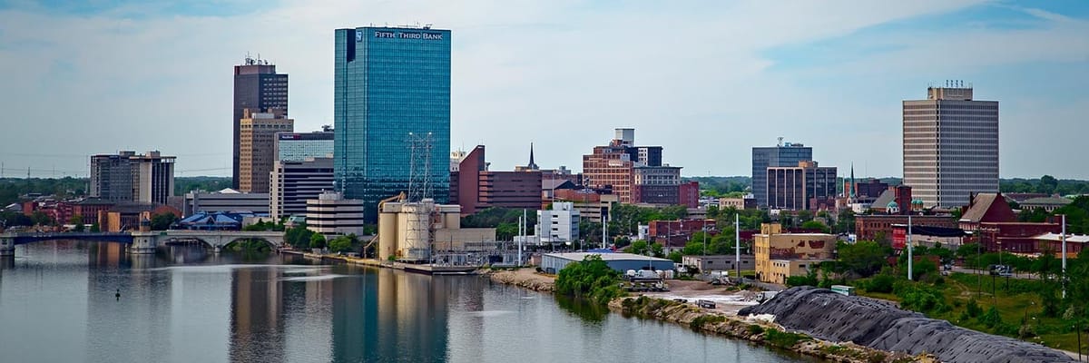 Cheap flights to Toledo, OH (TOL) with Allegiant Airlines