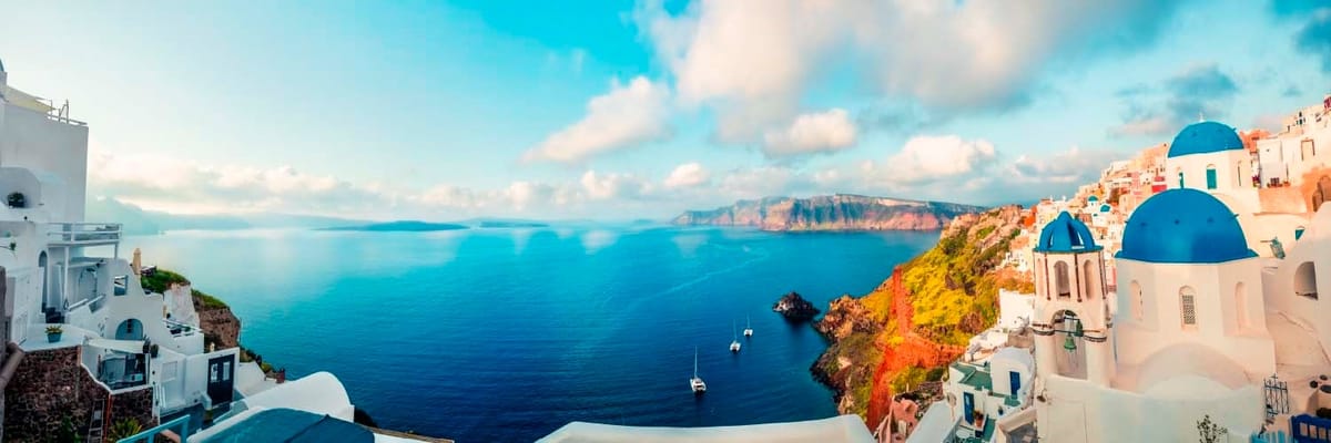 Die besten günstigen Flüge nach Santorini von SKY express