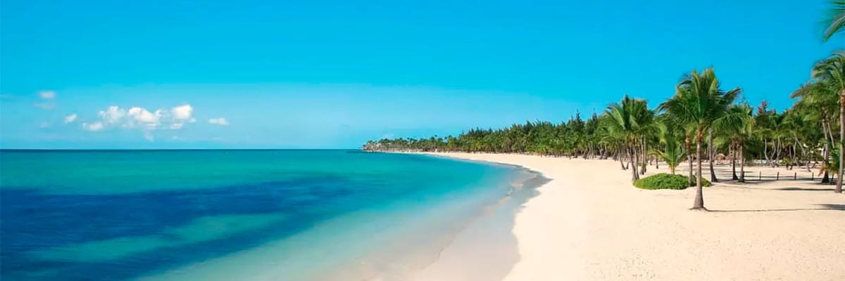 Scenic beach in Cancun, Mexico