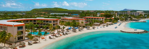 Pool bar at Sunscape Curacao Resort, Spa & Casino