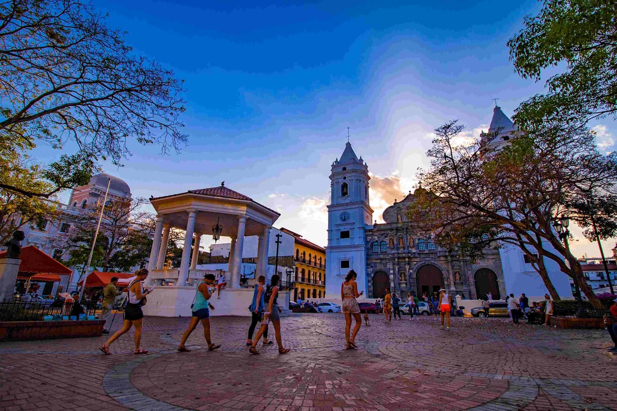 Explore nuestras tarifas en Ciudad de Panamá