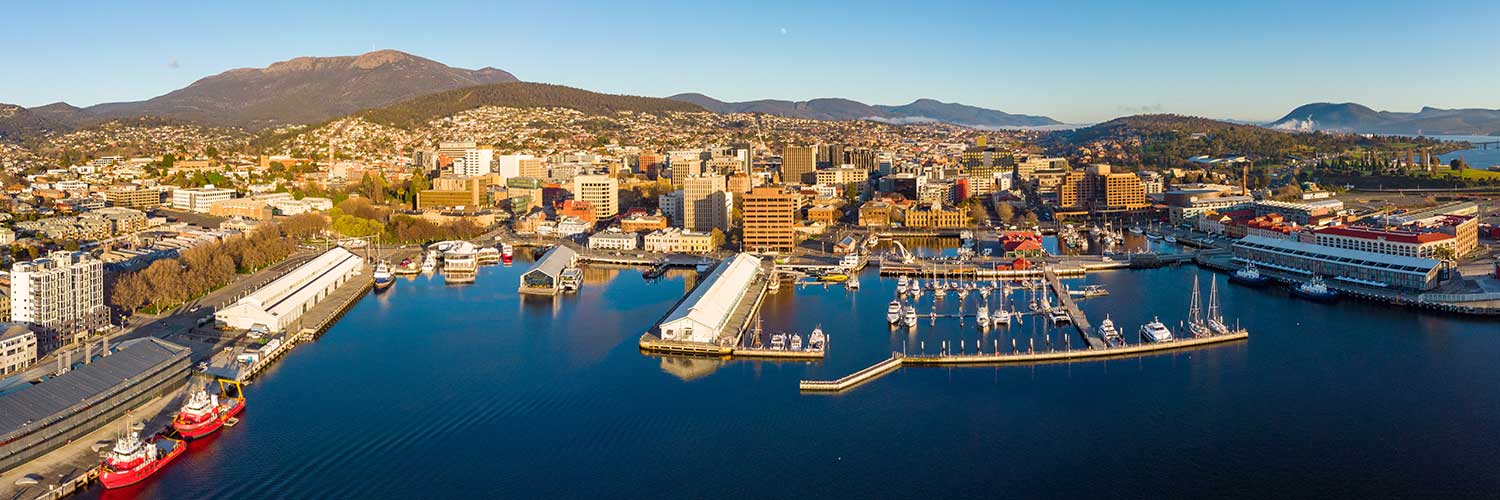 Discover Hotels in Hobart 