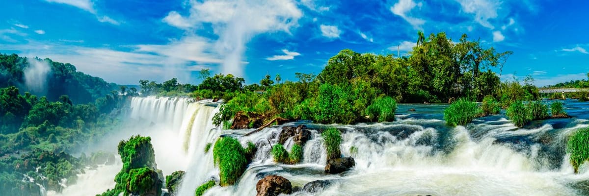 Flights to Iguazú