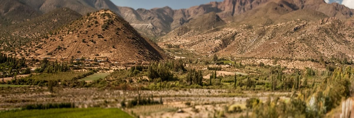 Flights from Iquique to La Serena