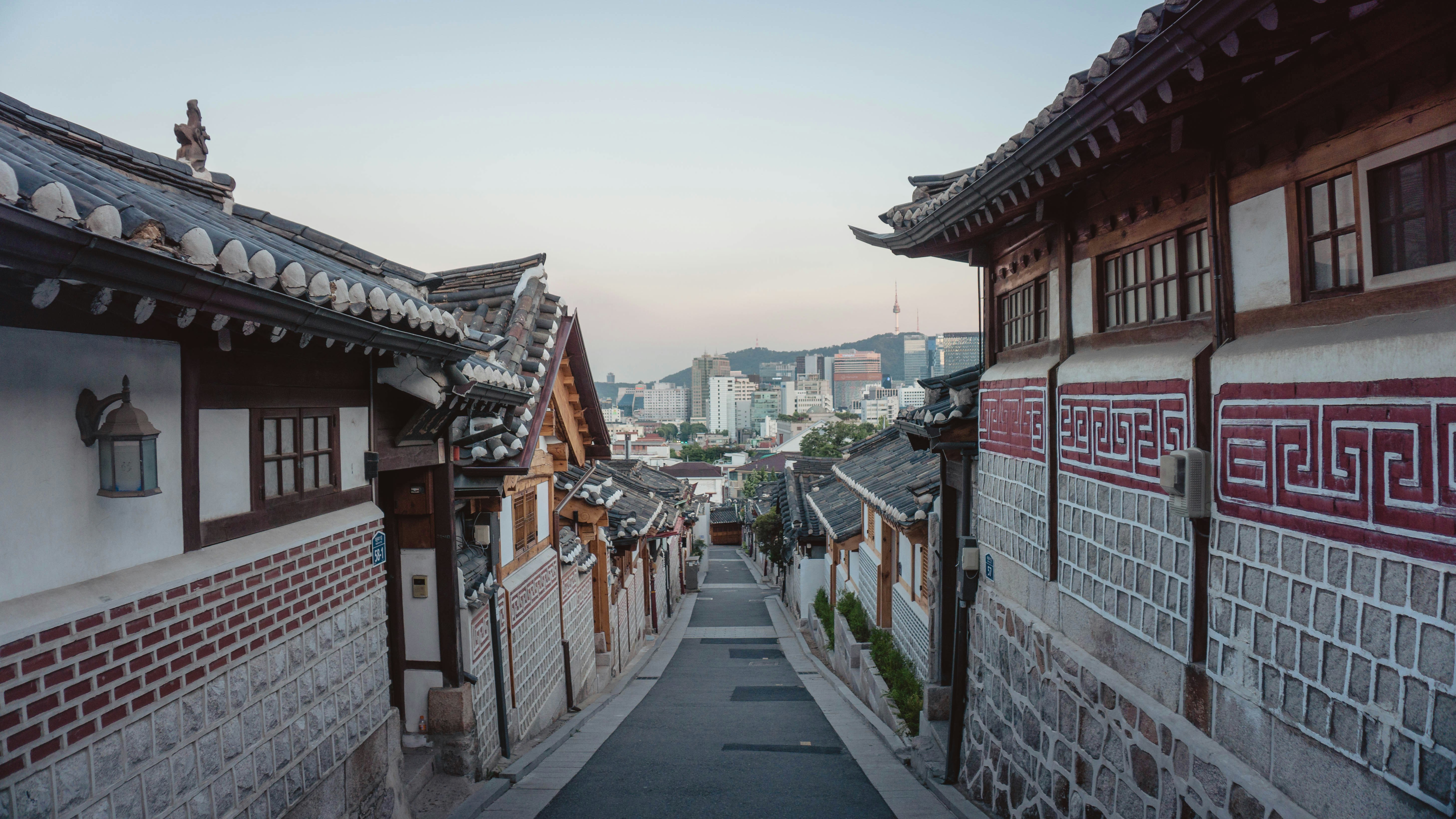 Bukchon Hanok Village - Amsterdam naar Seoul