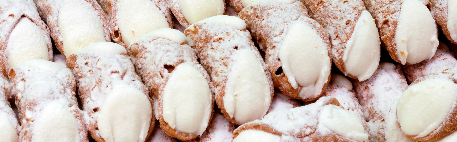 Arancini and cannoli in Catania
