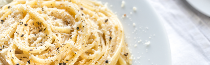 Roman carbonara and pizza
