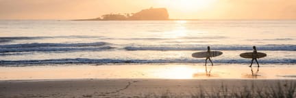 Los Angeles to Sunshine Coast flights