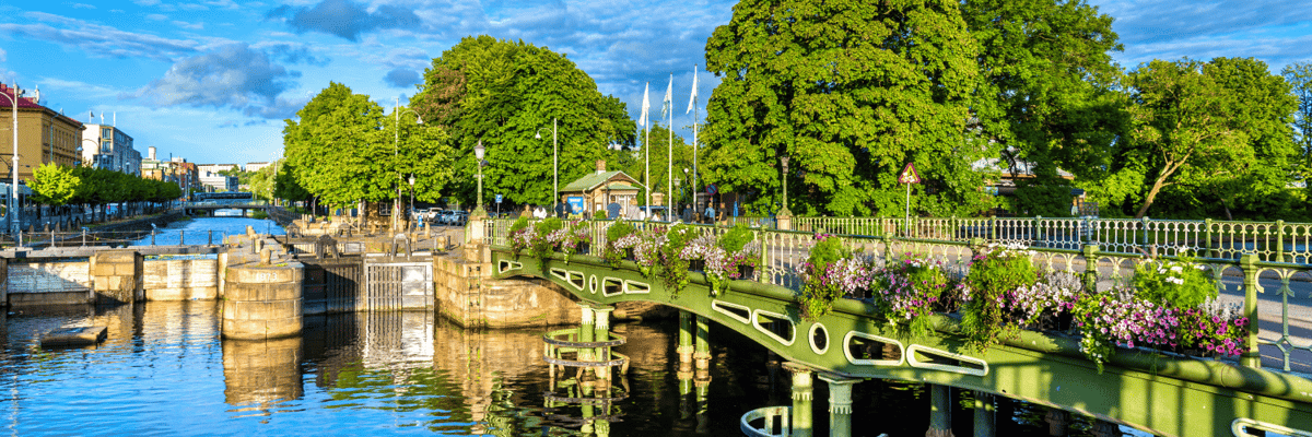 Cheap flights to Gothenburg