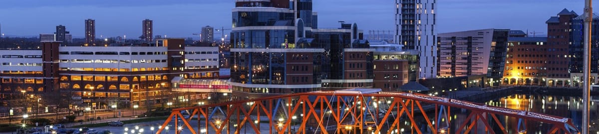 マンチェスター (MAN)行きのフライトを予約