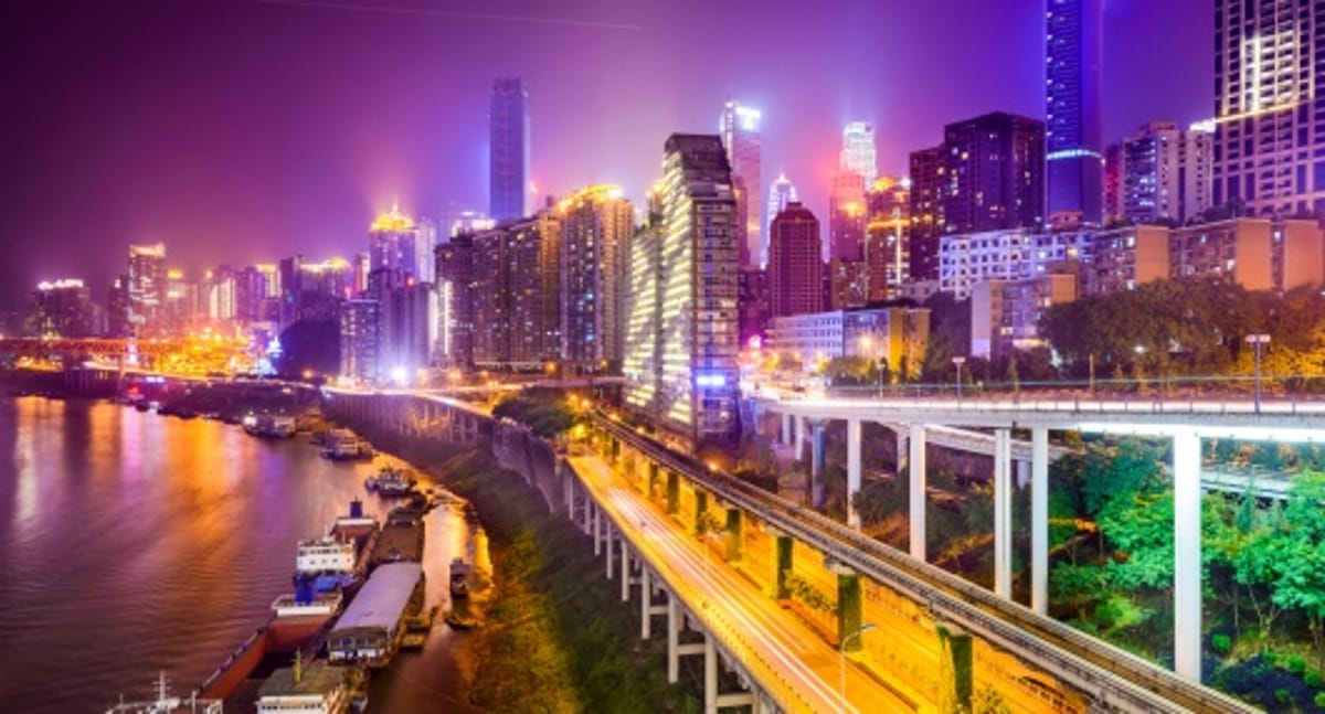 名古屋発重慶行きのフライトを検索