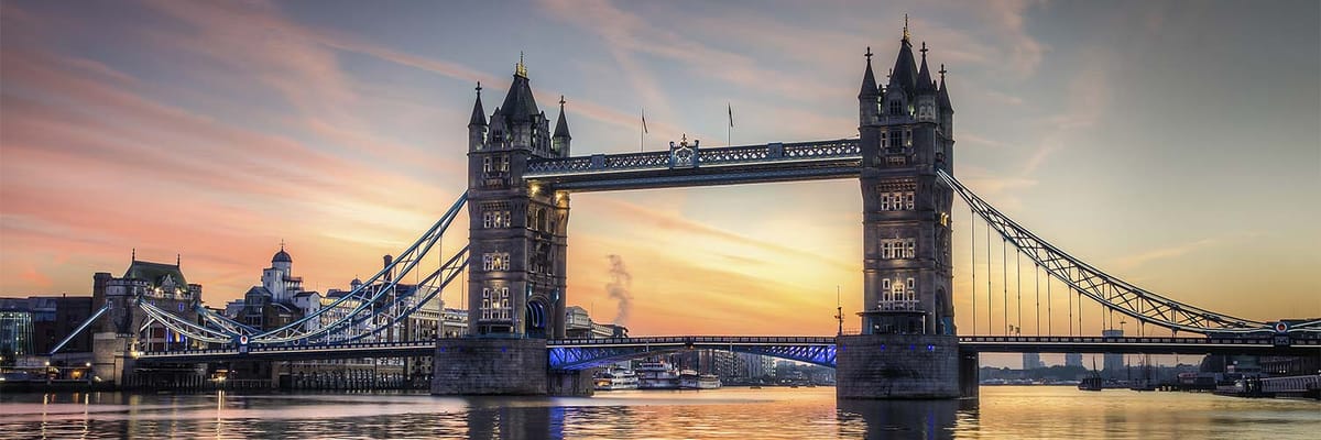 福岡発ロンドン行きのフライトを検索