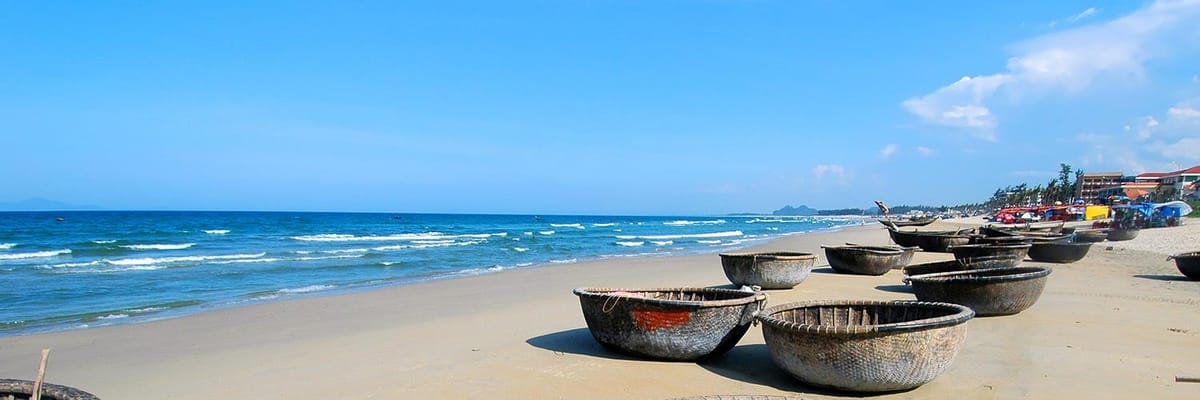 大阪発ダナン行きのフライトを検索