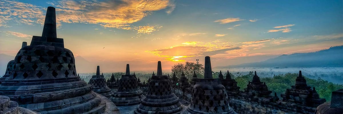 東京発ジョグジャカルタ行きのフライトを検索