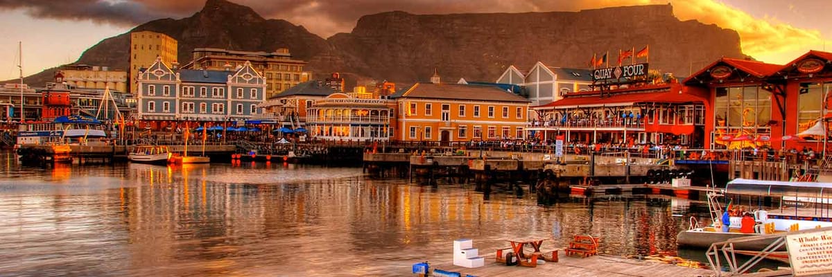 ケープタウン (CPT)行きのフライトを予約