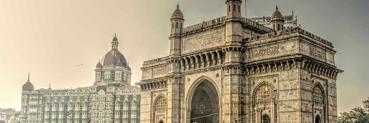 ムンバイ (BOM)行きのフライトを予約